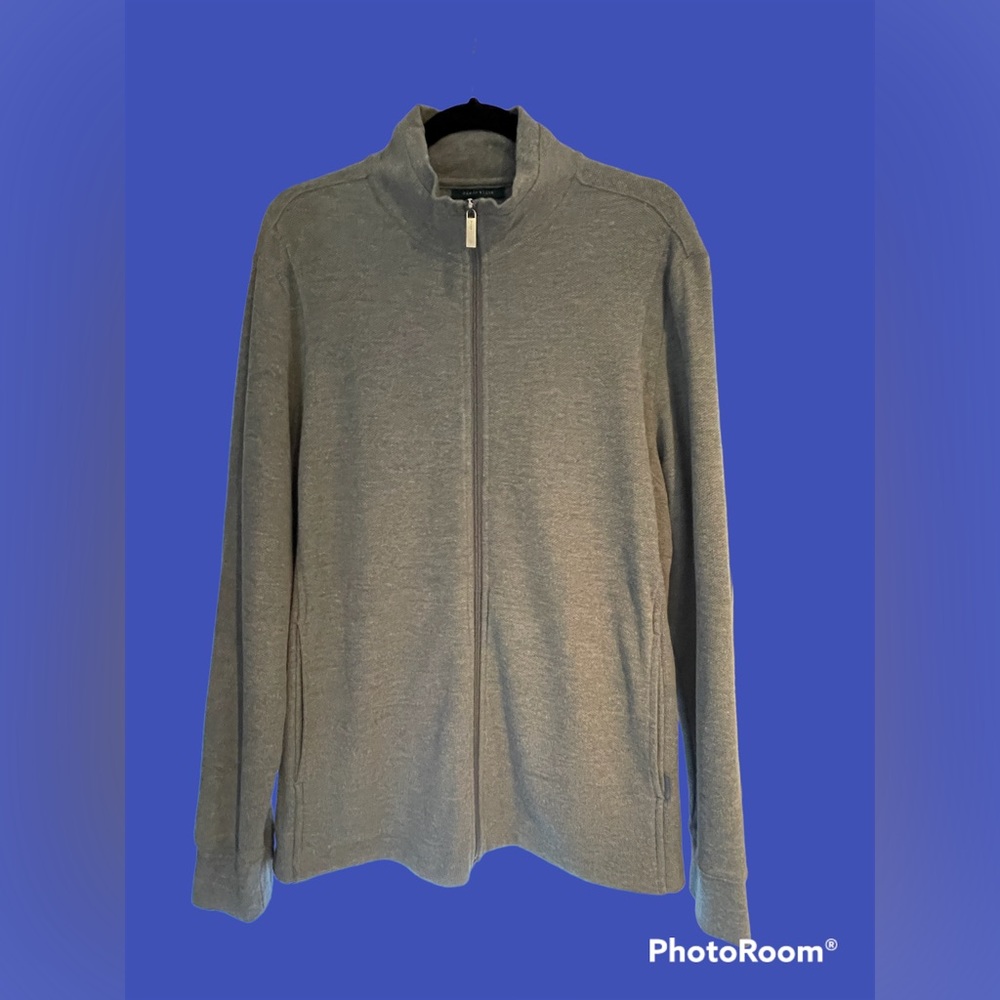 Perry Ellis, men’s, large, full zip, gray, sweater with side pockets.